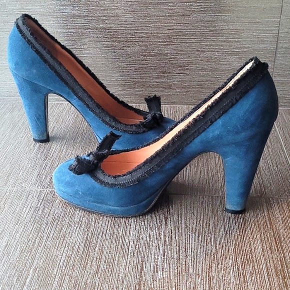 Marc by Marc Jacob's Blue Suede Retro Heels - Picture 3 of 6